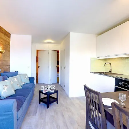 Skis Aux Pieds Pour 4 Pers - Village - Fr-1-575-10 Apartment *